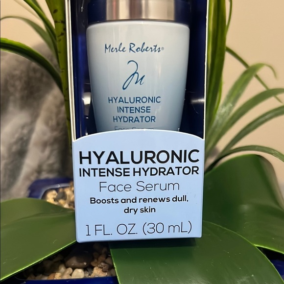 Merle Roberts Other - Merle Roberts Hydro-Boost Hyaluronic Face Serum NWT retail $38